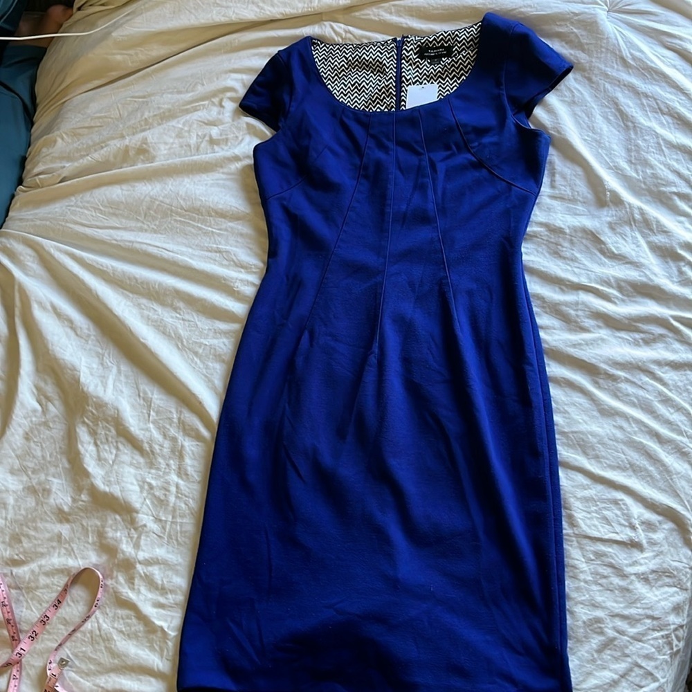 TAHARI Arthur S. LEVINE Blue Dress (Size 6)